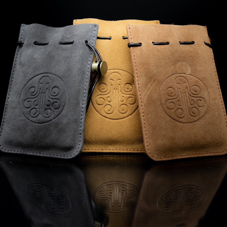 Suede Leather Sleeves - Pouch in pelle scamosciata